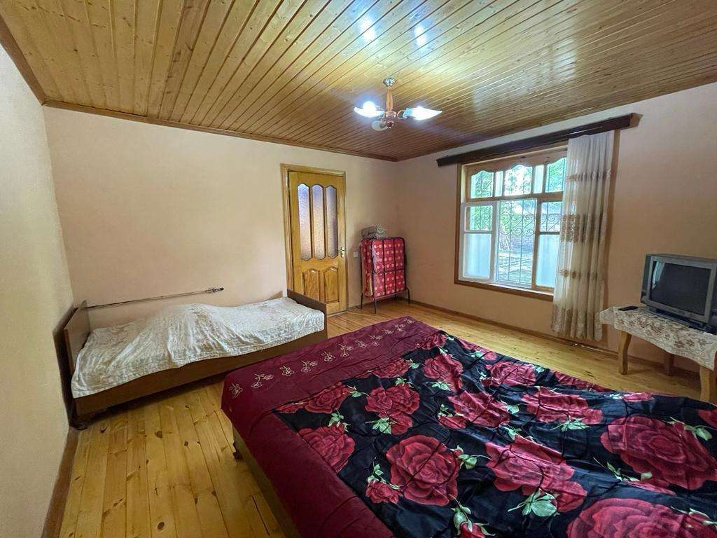 Qəbələ XW85+RP Nohurqishlaq, Azerbaijan günlük kirayə Həyət evi / Villa 70 AZN-a 2 otaqlı